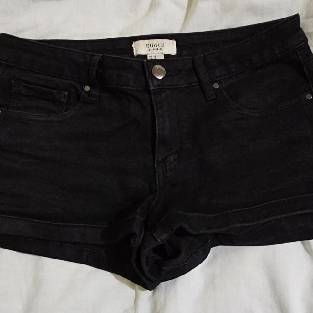 Forever 21 Black Shorts - Size 28